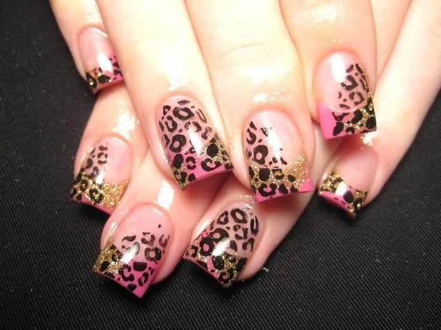 รูปภาพ:https://www.askideas.com/media/69/Gold-And-Pink-Leopard-Print-Nail-Art.jpg