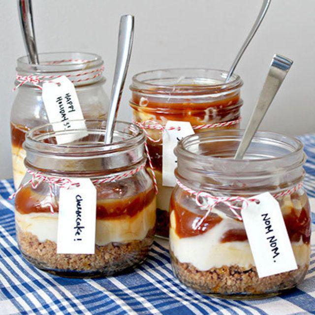 ภาพประกอบบทความ Salted Caramel Cheesecake ขนมสูตรเด็ดในขวดโหล ทำง่ายๆ ไม่ต้องใช้เตาอบ