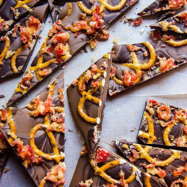 ตัวอย่าง ภาพหน้าปก:Candied chilli & pretzel chocolate ขนมกรอบมันหวานเผ็ด รสเด็ดไม่เหมือนใคร