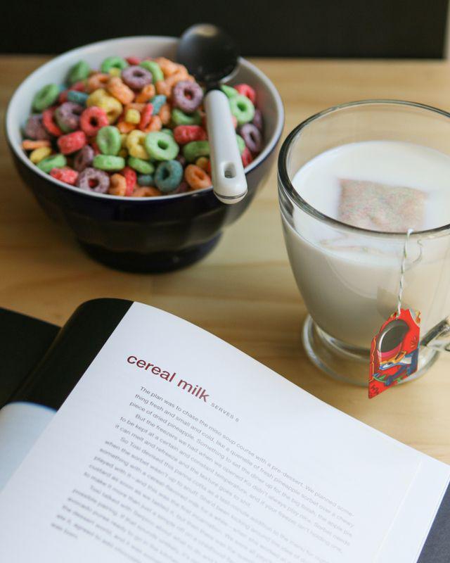รูปภาพ:http://www.thirstyfortea.com/wp-content/uploads/2014/04/cereal-milk-tea-momo.jpg