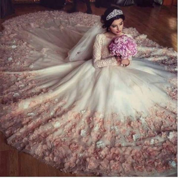 รูปภาพ:http://www.jeab.com/wp-content/uploads/2016/10/wedding-dress-7.jpg