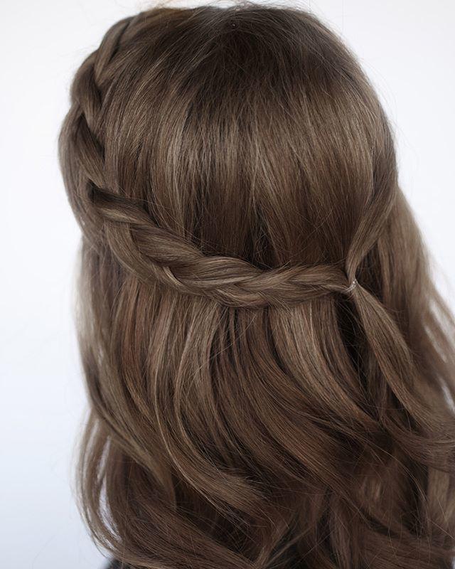 รูปภาพ:https://www.instagram.com/p/BLCHNcehb8A/?taken-by=hairromance