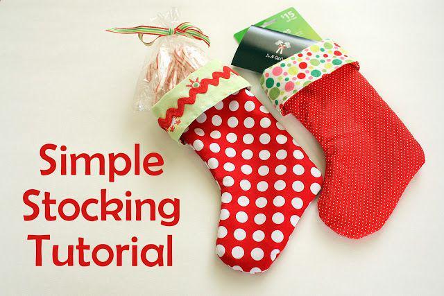 รูปภาพ:http://www.diaryofaquilter.com/wp-content/uploads/2010/12/simple-stocking-tutorial1.jpg