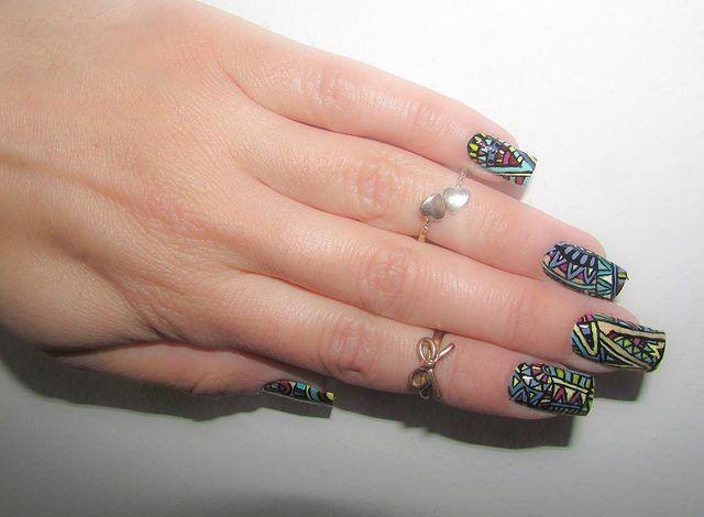 รูปภาพ:http://cdn.fashionisers.com/wp-content/uploads/2016/08/bohemian_ethnic_tribal_nail_art_designs3.jpg