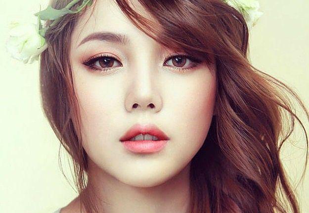 รูปภาพ:https://makeuptutorials.com/wp-content/uploads/2016/06/Korean-Makeup.jpg