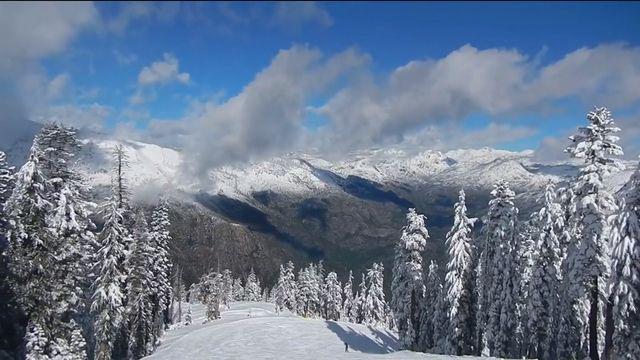 รูปภาพ:http://www.gocalaveras.com/wp-content/uploads/bear-valley-snow1.jpg