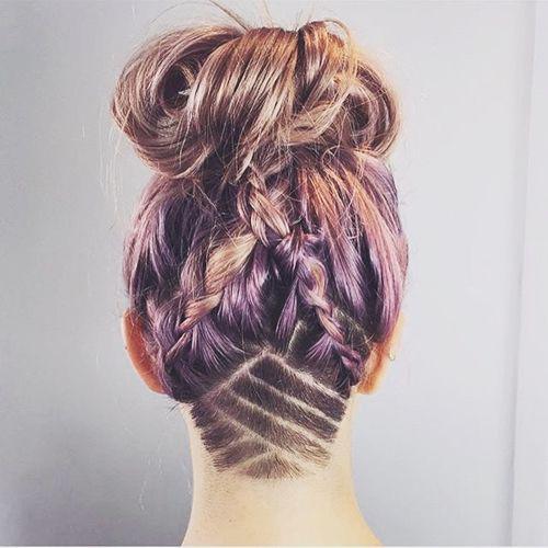 รูปภาพ:http://hairstylehub.com/wp-content/uploads/2016/06/Braided-Pastel-Undercut-Bun.jpg