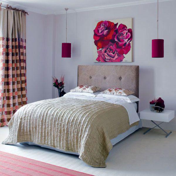 รูปภาพ:http://cdn.freshome.com/wp-content/uploads/2012/10/decorating-small-bedroom.jpg