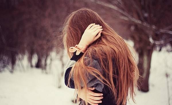 รูปภาพ:https://itiswrittenforyou.files.wordpress.com/2013/05/alone-girl-beauty-snow-winter-adorable-gorgeous.jpg