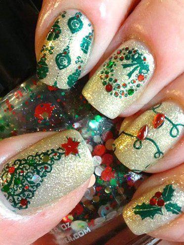 รูปภาพ:http://www.fashionlady.in/wp-content/uploads/2015/12/Glitter-Nail-Art-Ideas-in-Christmas-Spirit.jpg