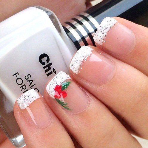 รูปภาพ:http://www.fashionlady.in/wp-content/uploads/2015/12/New-Adorable-Christmas-Nail-Designs-2016.jpg