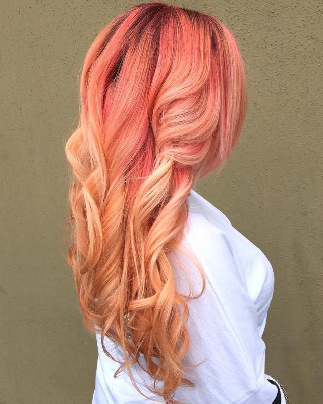รูปภาพ:http://i0.wp.com/therighthairstyles.com/wp-content/uploads/2014/07/9-pink-to-strawberry-blonde-ombre-hair.jpg