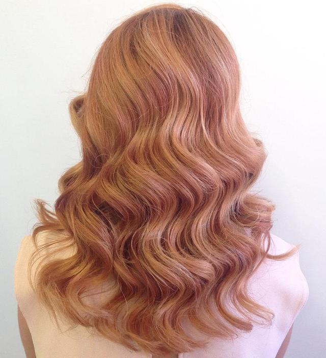 รูปภาพ:http://i2.wp.com/therighthairstyles.com/wp-content/uploads/2014/07/10-strawberry-blonde-and-rosewood-hair-color.jpg