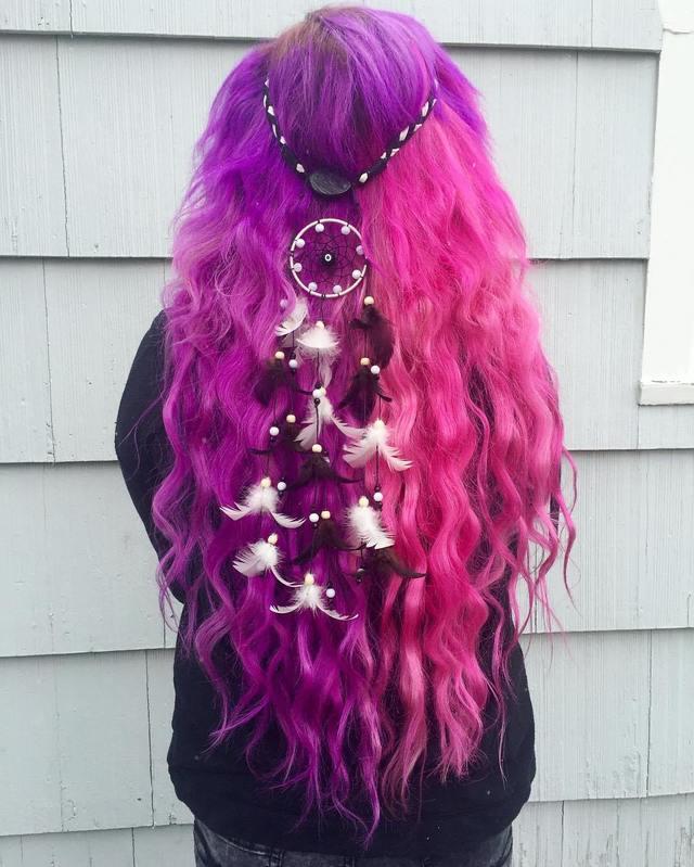 รูปภาพ:http://i0.wp.com/therighthairstyles.com/wp-content/uploads/2016/07/9-half-purple-half-pink-hair.jpg