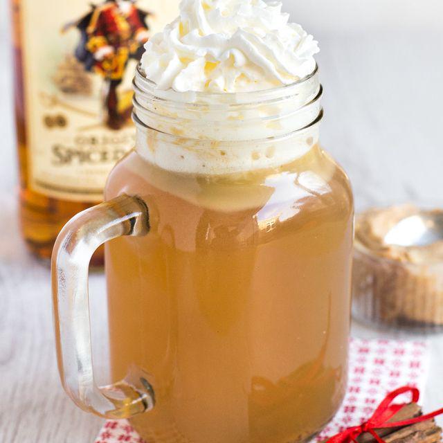 ภาพประกอบบทความ 'Hot Buttered Rum' เครื่องดื่มรูปแบบใหม่ รสชาติชวนฟินไม่ซ้ำใคร