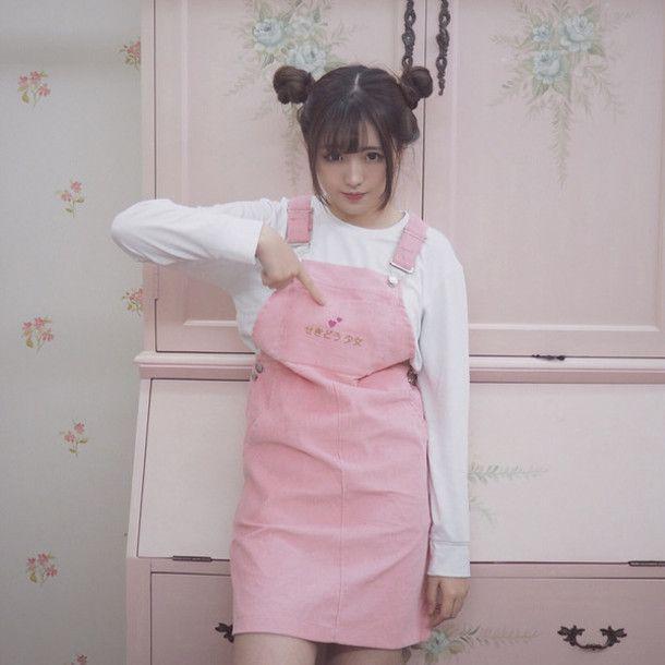 รูปภาพ:http://picture-cdn.wheretoget.it/a30vtf-l-610x610-skirt-dejavu+cat-suspender+skirt-korean+fashion-pastel+pink-pastel-japanese+fashion-jfashion-harajuku-kawaii-fairy+kei-mini+skirt-brown+skirt-embroidered+dress-pastel+goth-cute+pas.jpg