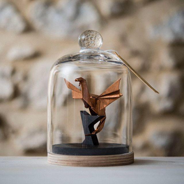 รูปภาพ:http://static.boredpanda.com/blog/wp-content/uploads/2017/01/origami-animals-glass-jar-florigami-59.jpg