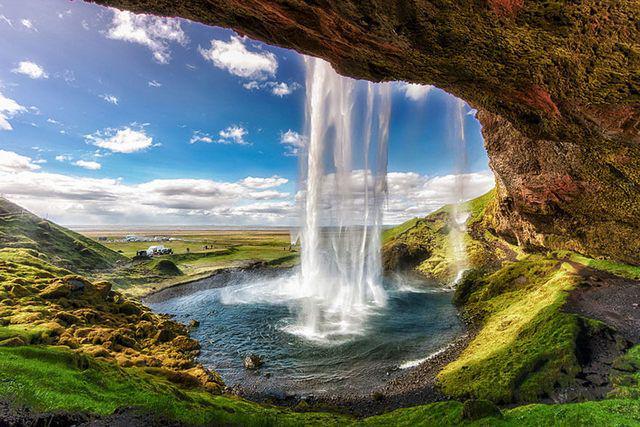 รูปภาพ:http://theawesomedaily.com/wp-content/uploads/2016/12/iceland-photos-17-1.jpg