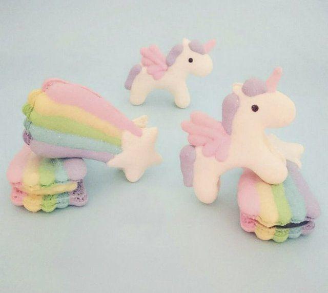 รูปภาพ:http://static.boredpanda.com/blog/wp-content/uploads/2017/01/cute-unicorn-macarons-7-586e47332b24b__700.jpg