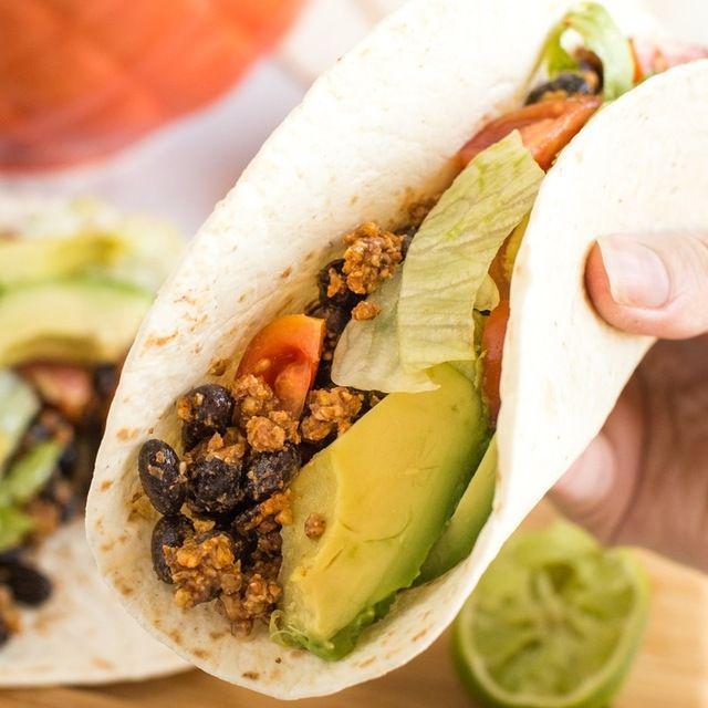 ตัวอย่าง ภาพหน้าปก:Vegan Walnut Tacos เมนูทาโก้มังสวิรัติ อร่อยอิ่มท้องแบบไร้เนื้อสัตว์เจือปน