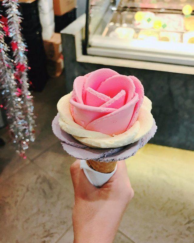 รูปภาพ:http://static.boredpanda.com/blog/wp-content/uploads/2017/01/gelato-flowers-ice-cream-icreamy-10-588214e3e9ad7__700.jpg