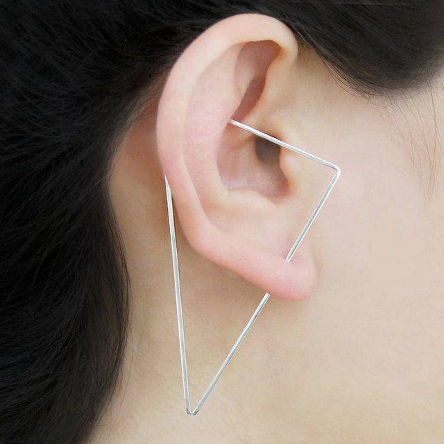 รูปภาพ:http://static.boredpanda.com/blog/wp-content/uploads/2017/01/minimalist-earrings-geometric-shapes-otis-jaxon-16-5885c1fcae231__700.jpg