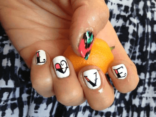 รูปภาพ:http://stuffpoint.com/nail-designs/image/262327-nail-designs-love-nails.png
