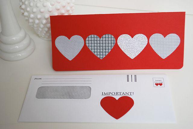 รูปภาพ:http://www.merrimentdesign.com/images/make-a-valentine-card-using-recycled-security-envelopes-1.jpg