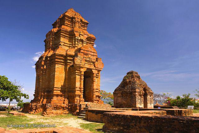 รูปภาพ:http://static.asiawebdirect.com/m/bangkok/portals/vietnam/homepage/mui-ne/attractions/po-shanu-cham-towers/allParagraphs/02/image/po-shanu-cham-tower-02.jpg