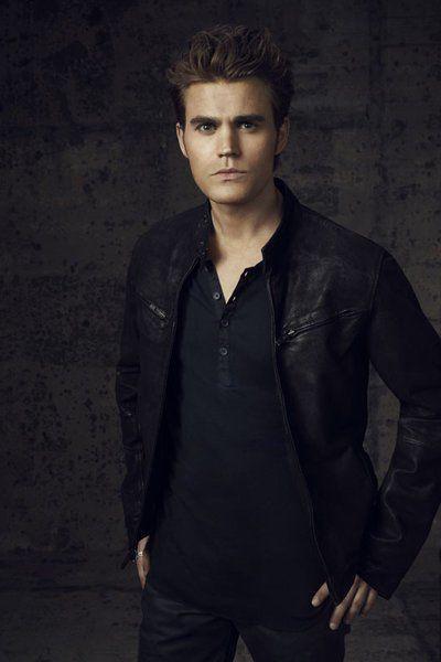 รูปภาพ:http://images.buddytv.com/btv_2_1000014887_1_434_593_0_/paul-wesley-in--the-.jpg