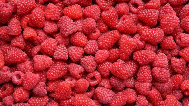 รูปภาพ:http://data.1freewallpapers.com/download/raspberry-berry-ripe-many.jpg