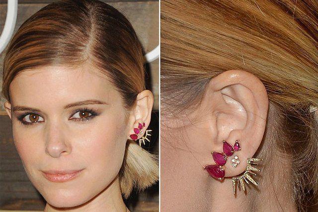 รูปภาพ:http://www.fashionlady.in/wp-content/uploads/2017/02/How-to-wear-ear-cuffs.jpg