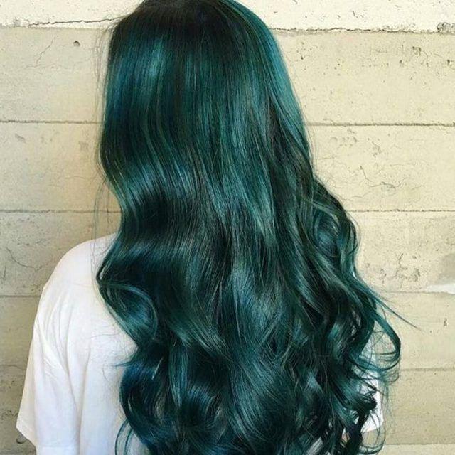 รูปภาพ:http://hairstylezz.com/wp-content/uploads/2016/07/Emerald-Mermaid-Hair-650x650.jpg
