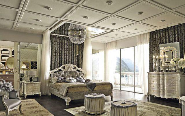 รูปภาพ:http://decoholic.org/wp-content/uploads/2012/07/luxury_bedroom_sets1.jpg