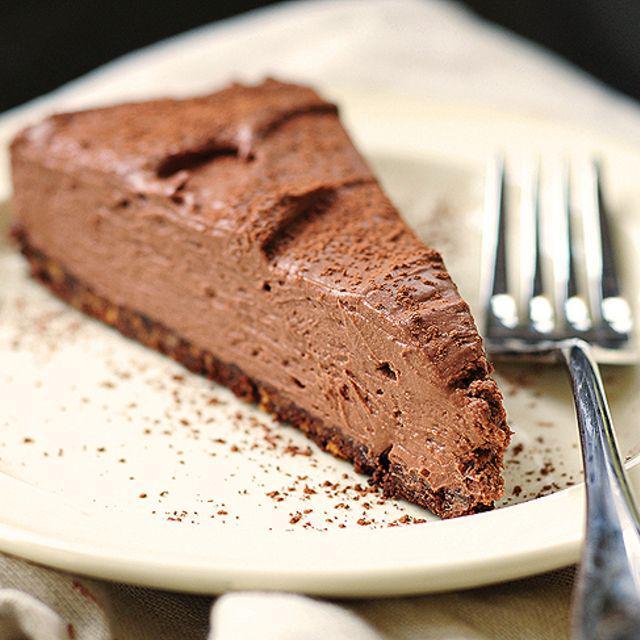 ตัวอย่าง ภาพหน้าปก: Chocolate Crunch Cheesecake ชีสเค้กช็อกโกแลตกรุบกรอบสุดฟิน ได้รสชาติเข้มข้นเต็มคำ