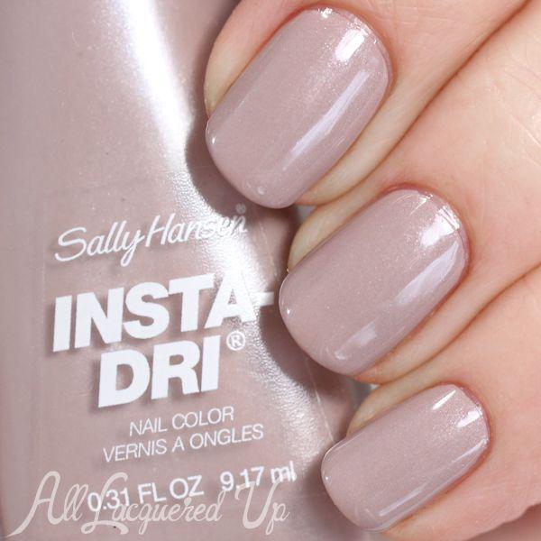 รูปภาพ:http://www.alllacqueredup.com/wp-content/uploads/2015/03/Sally-Hansen-Insta-Dri-Making-Mauves.jpg