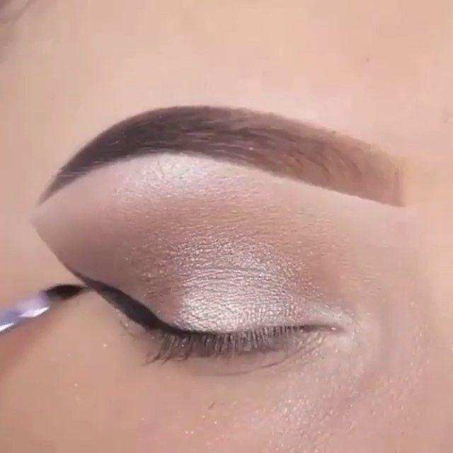 รูปภาพ:https://www.instagram.com/p/BEoTPVyQIs1/?taken-by=makeup_clips