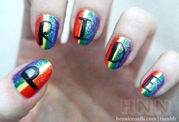รูปภาพ:http://ideastand.com/wp-content/uploads/2014/11/rainbow-nail-designs/3-cool-rainbow-nail-designs.jpg