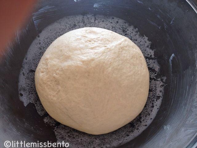 รูปภาพ:http://littlemissbento.com/wp-content/uploads/2014/04/Homemade-Milo-Bread-Cut-Tiger-Bread-Buns-252815-2529.jpg