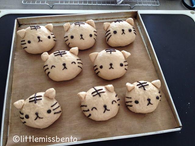 รูปภาพ:http://littlemissbento.com/wp-content/uploads/2014/04/Homemade-Milo-Bread-Cut-Tiger-Bread-Buns-252811-2529.jpg