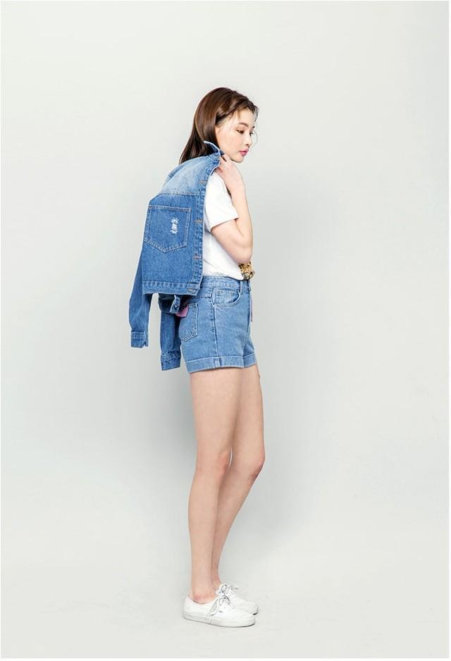 รูปภาพ:http://cdn1.kooding.com/images/D/Korean-Asian-Fashion-Shopping-Mall-000-19417.jpg