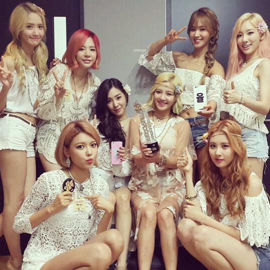 รูปภาพ:https://www.soshified.com/wp-content/uploads/2015/07/1JosbMJ.jpg?6805b3