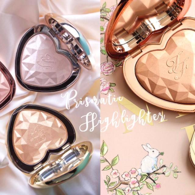 ตัวอย่าง ภาพหน้าปก:Too Faced คอลเลคชั่นใหม่ 'Love Light Prismatic Highlighter' ไฮไลท์สีสวย แพ็กเกจน่ารัก