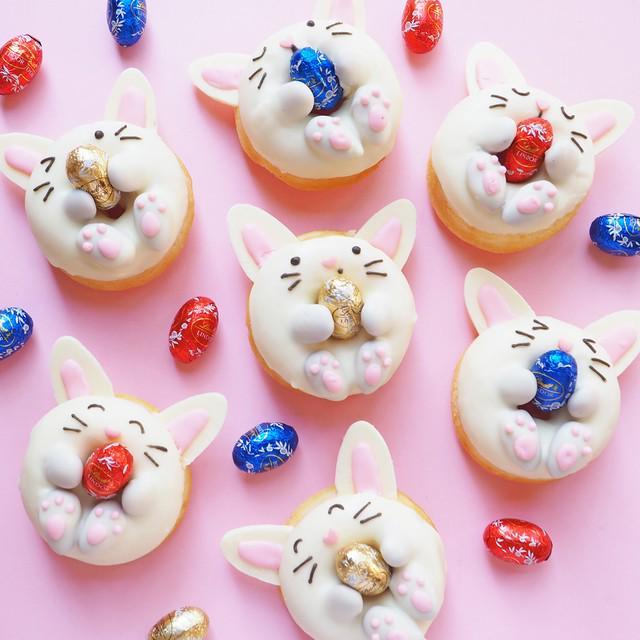 ภาพประกอบบทความ Adorable Bunny Donuts เมนูโดนัทกระต่ายน้อยสุดน่ารัก มุ้งมิ้งฟรุ้งฟริ้งอย่าบอกใครเชียว 