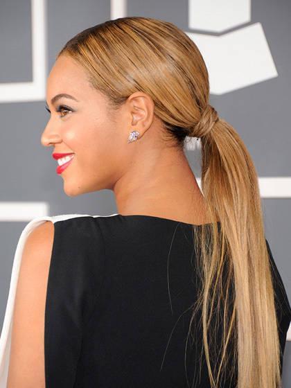 รูปภาพ:http://www.allure.com/images/hair-ideas/2013/07/beyonce-ponytail-hairstyle.jpg