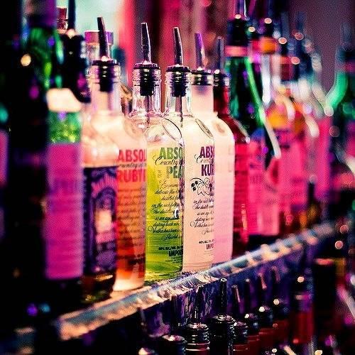 รูปภาพ:http://images.8tracks.com/cover/i/000/071/965/absolut-vodka-alcohol-party-vodka-Favim.com-242996-9362.jpg?rect=0,0,500,500&q=98&fm=jpg&fit=max
