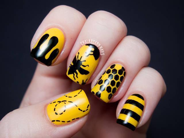 รูปภาพ:http://1.bp.blogspot.com/-V39t3_2oyRw/UiS61agxHBI/AAAAAAAAMCc/b22FcaSFuO4/s1600/31dc2013-yellow-bee-silhouettes-4.jpg