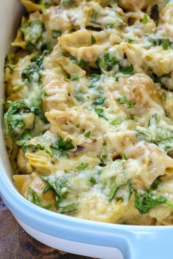 รูปภาพ:http://cdn2.wellplated.com/wp-content/uploads/2015/07/Spinach-artichoke-dip-meets-mac-and-cheese-in-this-decadent-suprisingly-healthy-recipe-600x900.jpg