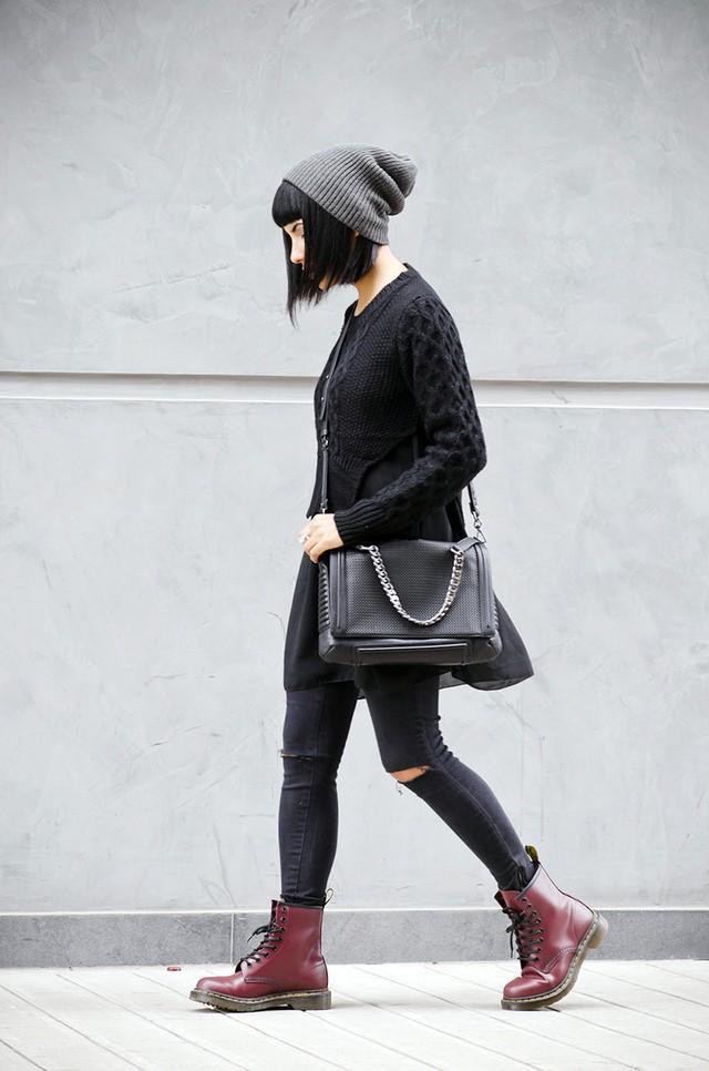 รูปภาพ:http://fashionindahat.com/wp-content/uploads/2014/07/fashion-blogger-peru-black-outfit2.jpg