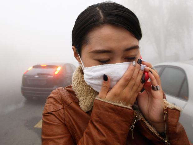 รูปภาพ:https://static.independent.co.uk/s3fs-public/styles/article_small/public/thumbnails/image/2015/04/28/18/pg-16-china-pollution-getty.jpg